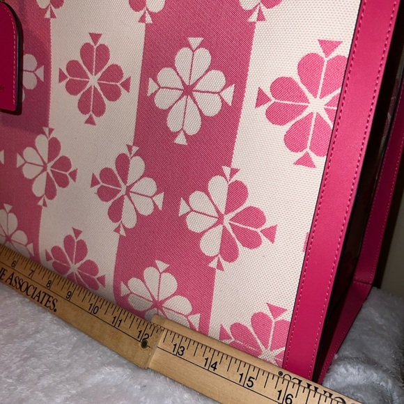 Kate Spade XL flower jacquard pink canvas tote - Picture 9 of 12